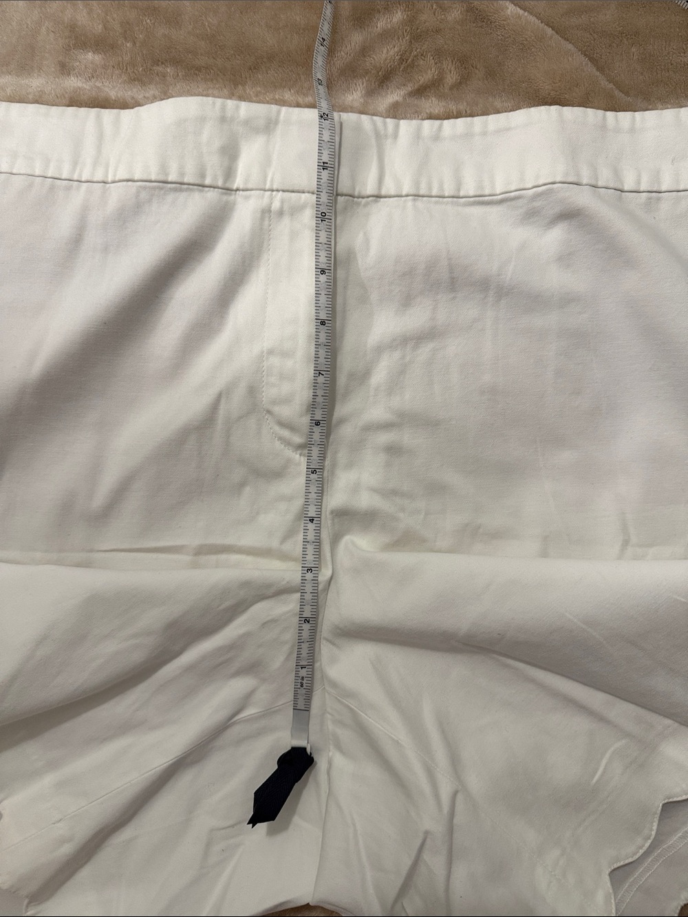 Talbots White Scallop-Hem Bermuda Shorts NWOT - Picture 5 of 10